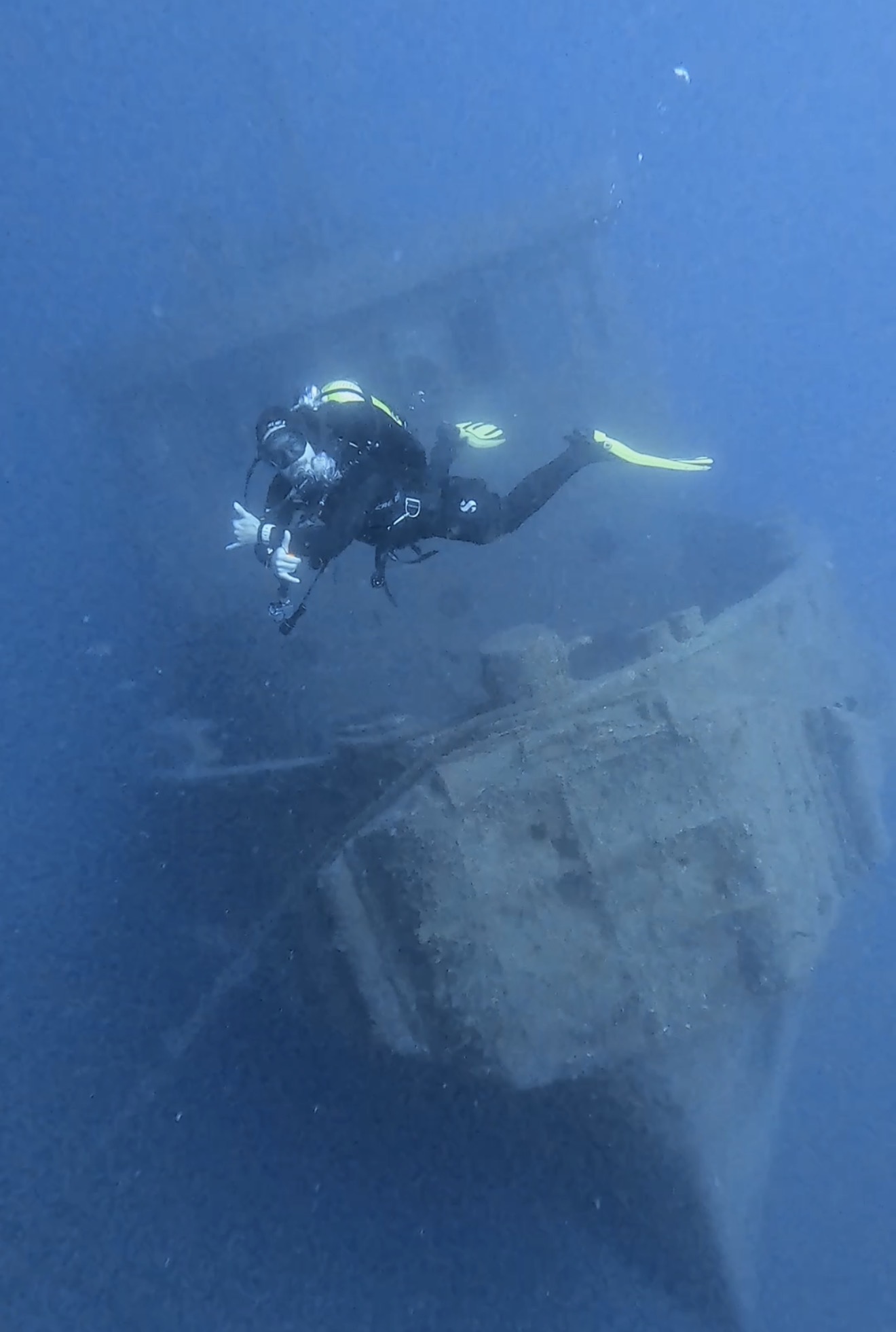 El Peñon (Wreck) · Praatssss