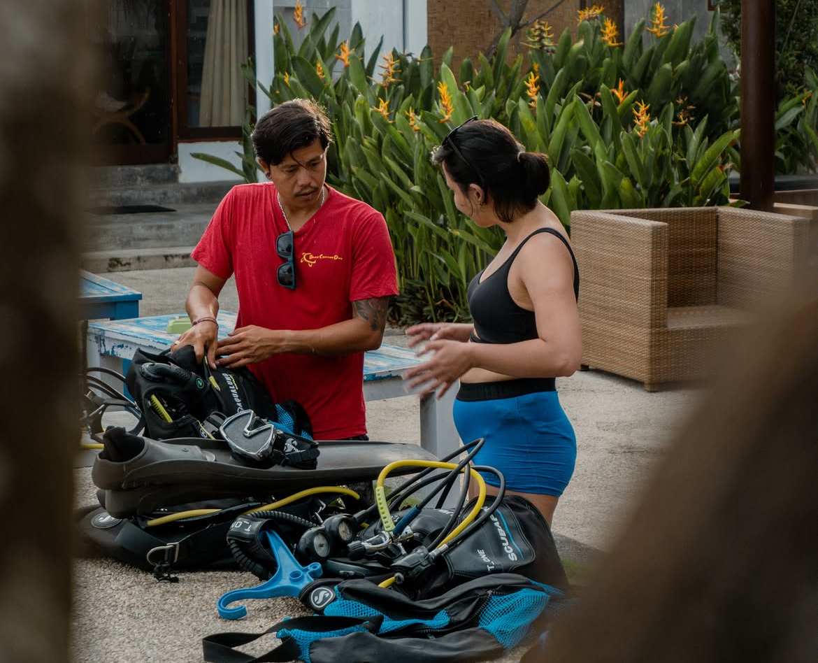 PADI DIVEMASTER
