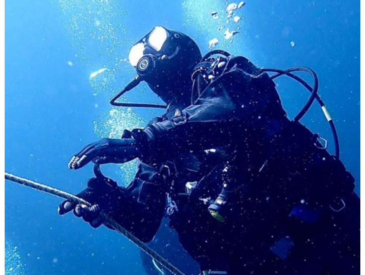 DISCOVER SCUBA DIVING