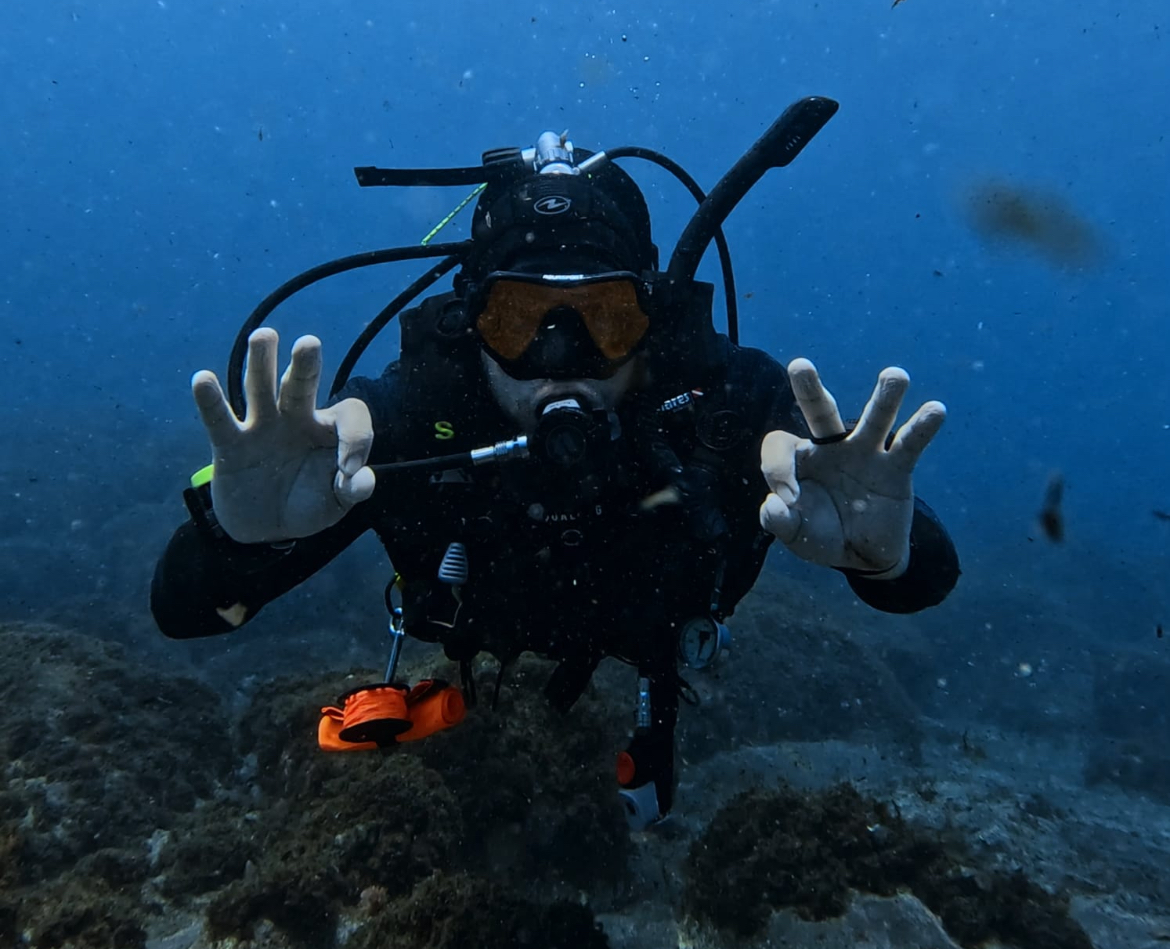 Buceo doble ( Costa )